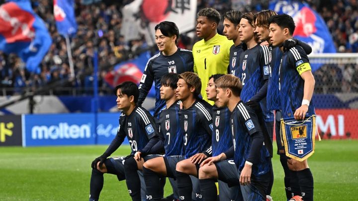 日本代表、驚きの先発『10人』変更！復帰の佐野海舟が先発に