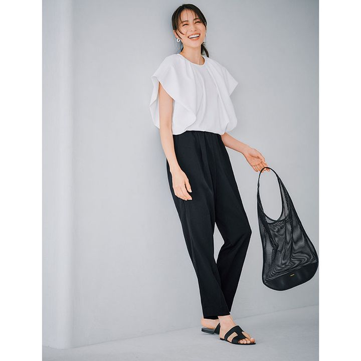 夏のキレイめオールインワンコーデ