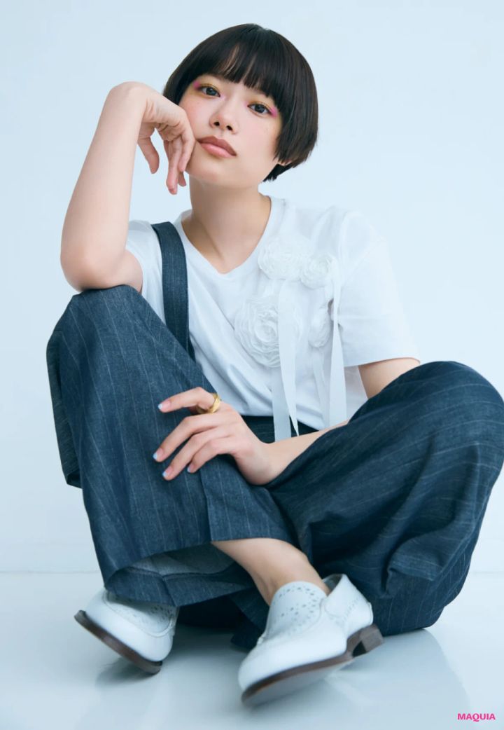 杉咲 花さん×中野明海さん。目尻のピンクでまなざしに花を咲かせるメイクHOWTO