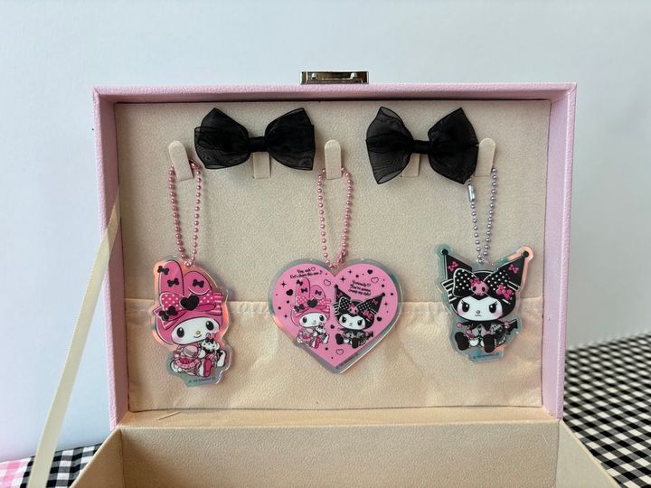 マイメロディ クロミ アクリルチャーム