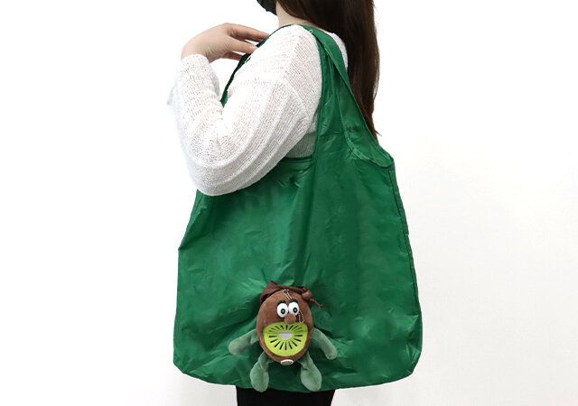 キウイブラザーズ グリーンのぬいぐるみエコバッグ肩掛け