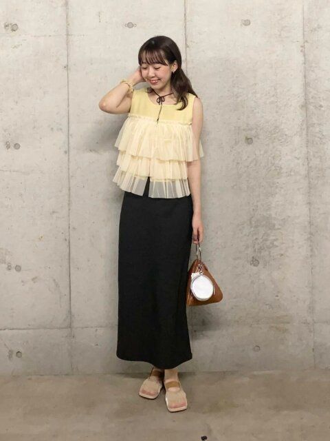 黒タイトスカートコーデ5