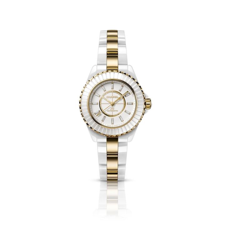 「J12 キャリバー 12.2」（高耐性ホワイトセラミック×YG×ダイヤモンド、ケース径33mm、自動巻き）￥5,181,000