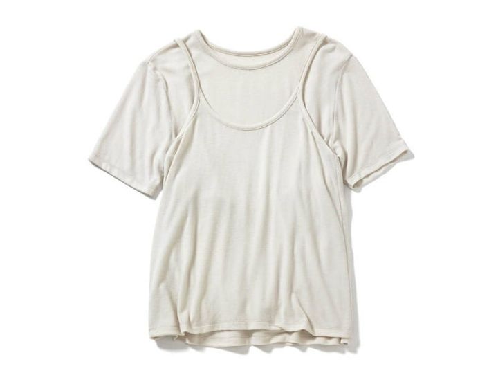 滑らかなスムース生地。￥13,200（クレドナ）