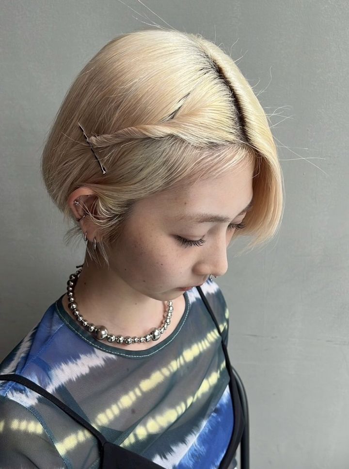 ボブのまとめ髪おすすめスタイル7選。簡単・崩れにくいアレンジ術を美容師が解説