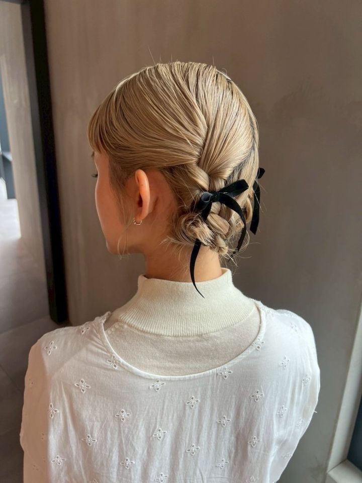ボブのまとめ髪おすすめスタイル7選。簡単・崩れにくいアレンジ術を美容師が解説