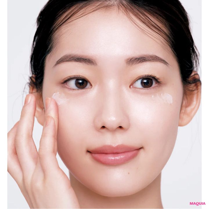 ピンポイント×顔の中心塗りで、 自然な高さと明るさを