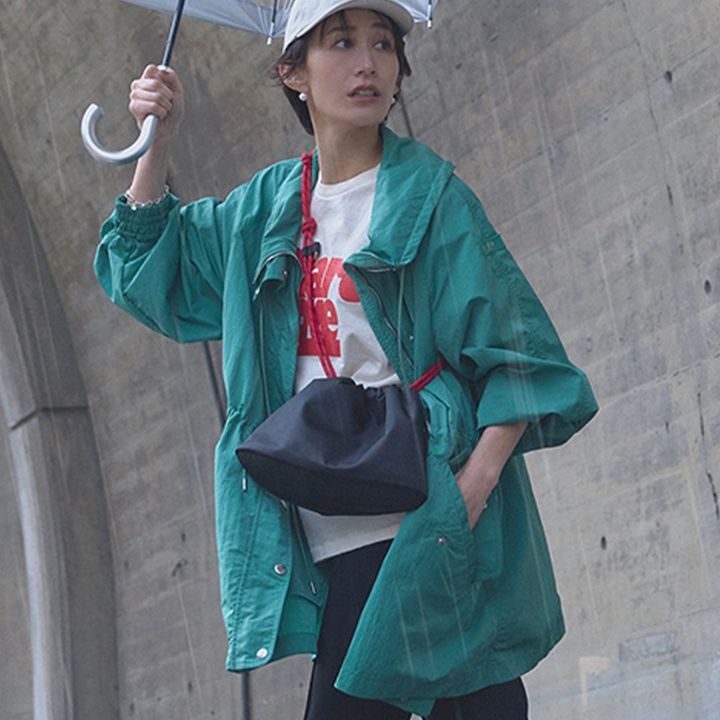 雨の日こそキレイ色カラーを取り入れるとオシャレ