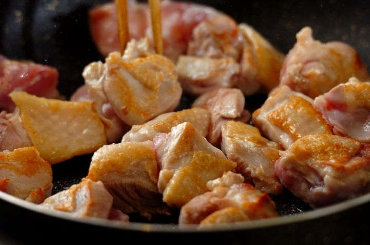 鶏と大豆の煮物の作り方1