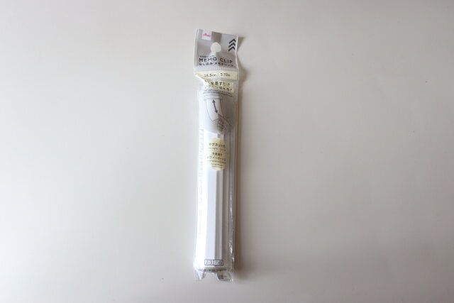 ダイソーの差し込みメモクリップのパッケージ