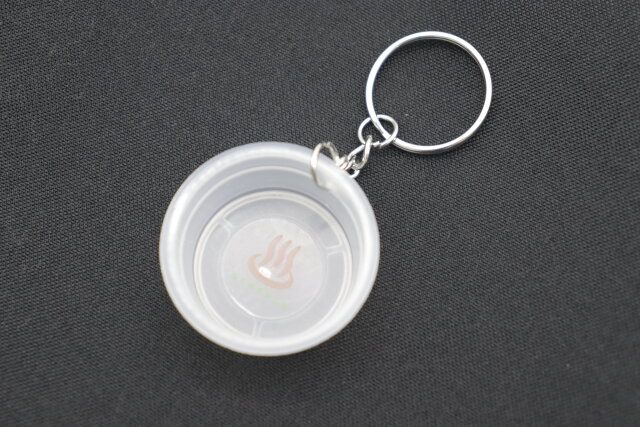 ダイソーのキーホルダーの湯桶