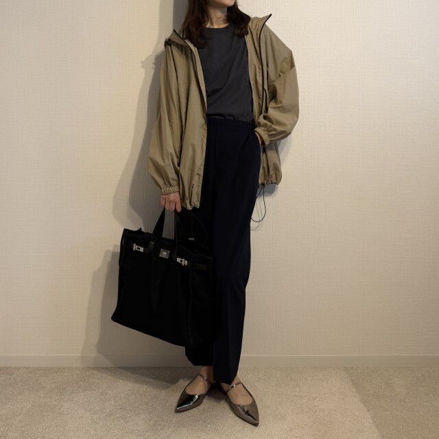 きれいめパンツ合わせで通勤にも！