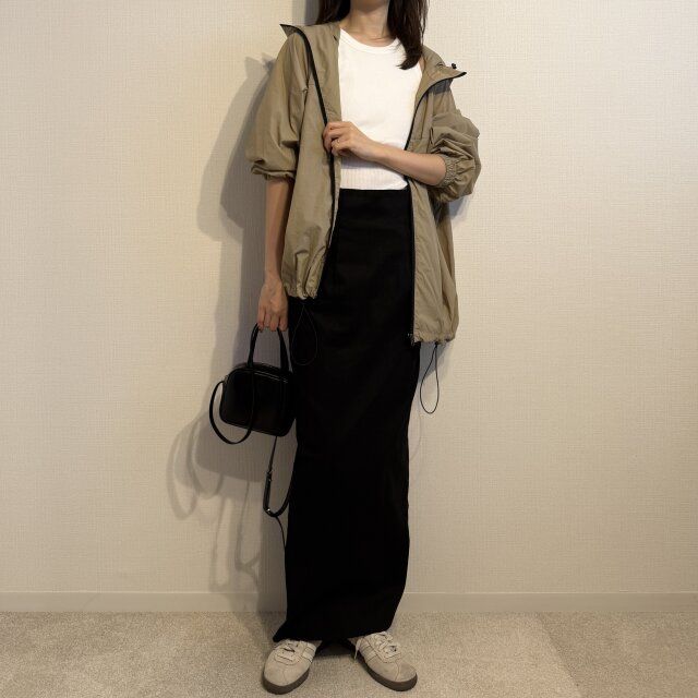 迷ったらタイトスカート合わせが簡単！