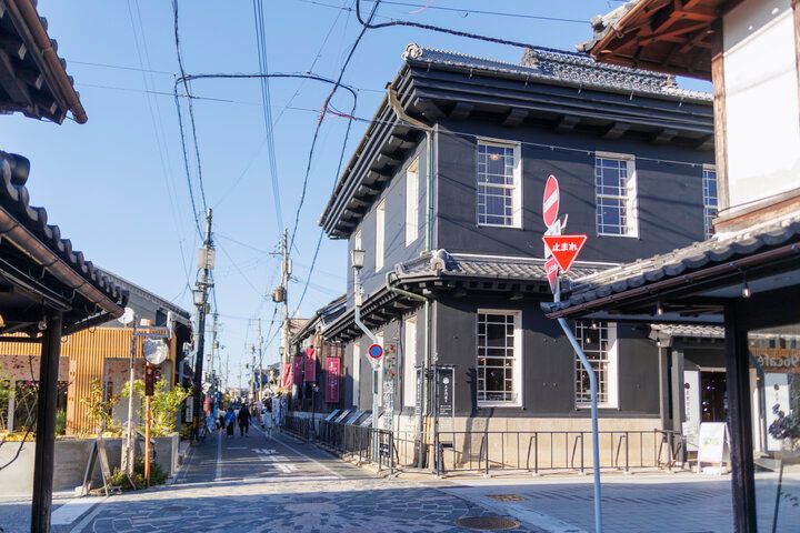 レトロな街並みが素敵♪ 滋賀・長浜の「黒壁スクエア」で、ガラスアート＆カフェめぐり