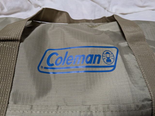 コールマンボストンバッグロゴ