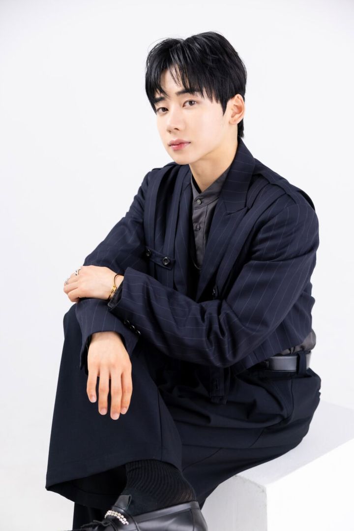 「ONE DANCE─世界で夢を叶える生き方─」YUMEKI／著 Hair&Make/Tadatomo Kenya[Linx] Stylist/moena ©新潮社