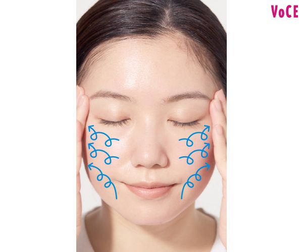 頰は3つのエリアに分けてくるくる