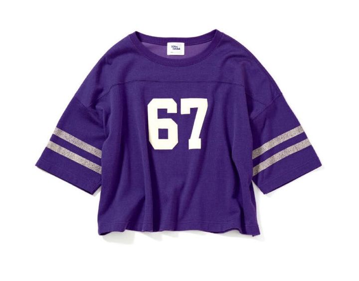 ヴィンテージライクなデザインがこなれた雰囲気を演出する7分袖Ｔ。￥19,800（セント ジョンズ サード クラブ／アマン）