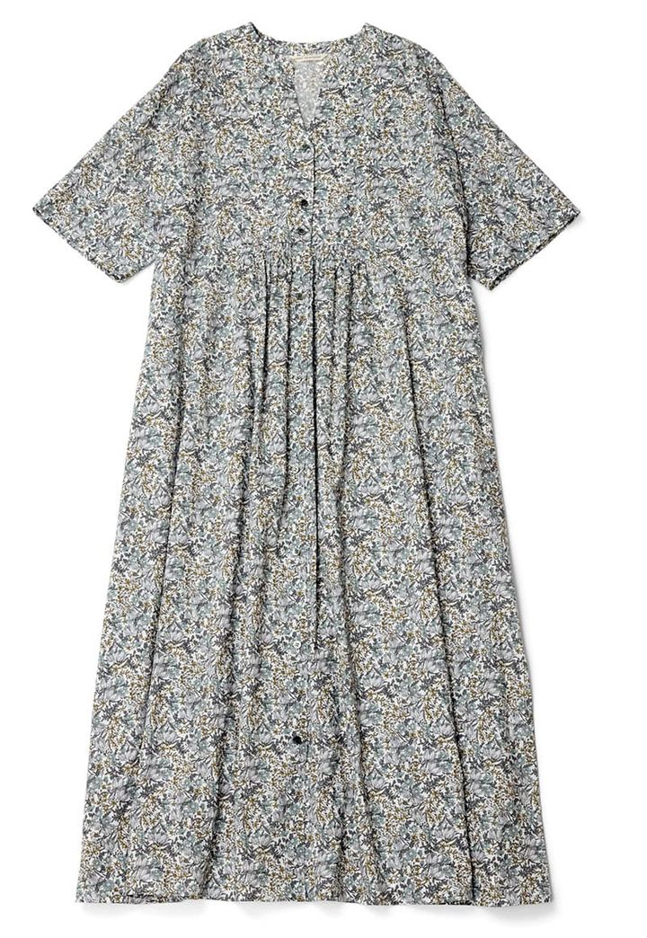 アデュー トリステスのワンピース