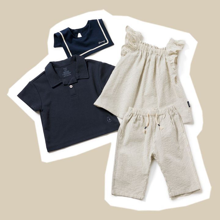 キッズ服ブランドコニーのネイビーのスタイとポロシャツとストライプ柄のブラウスとパンツ