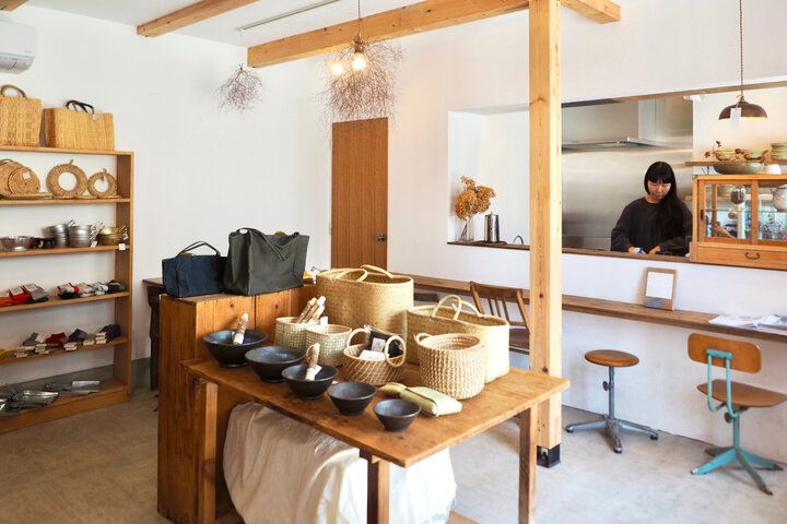 海へと続くトンネルまで30秒。心地よい暮らしの風景に溶け込む小田原の雑貨屋さん「sent.」