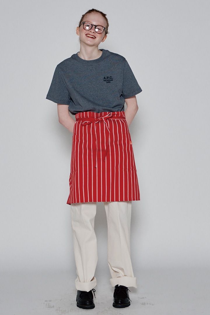 エプロンをコーデにプラス？普段使いできそうなおしゃれなコーデ4選