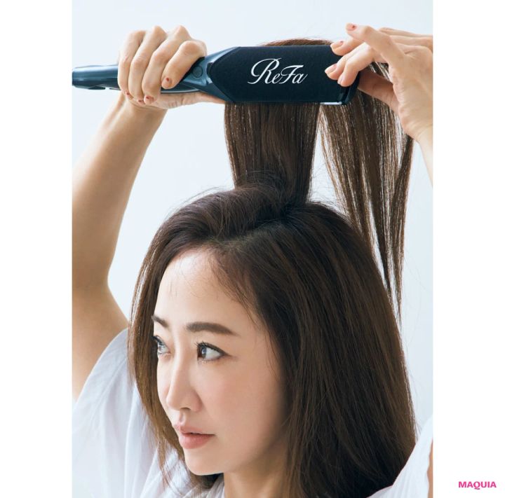 神崎 恵さんがたどり着いた、梅雨でも崩れない美髪ルール_16