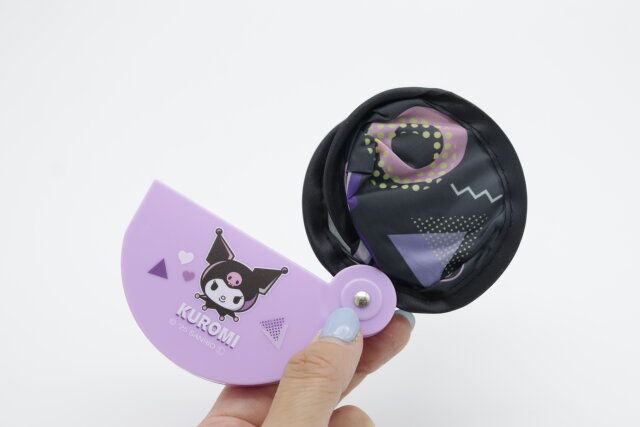 ケース付き折りたたみうちわ クロミ