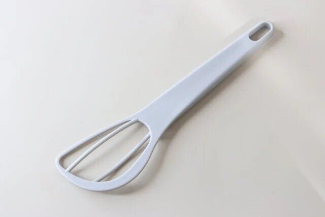 混ぜられるヘラ