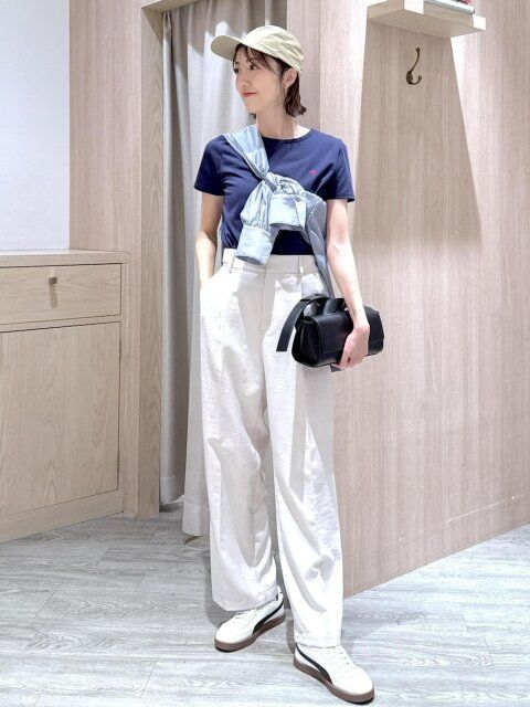 白パンツのコーデ4