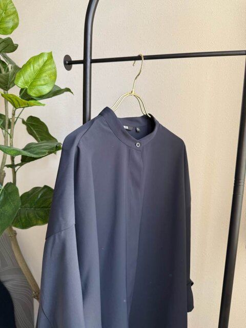ユニクロ ドレープブラウス／7分袖 NAVY