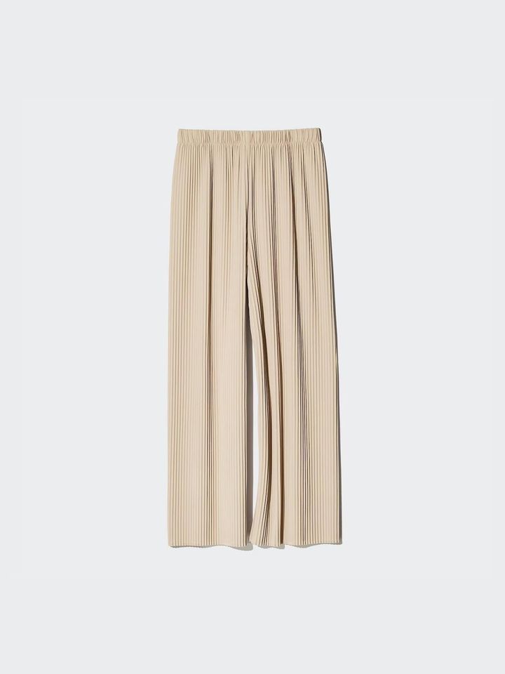 画像2: 出典：ユニクロ