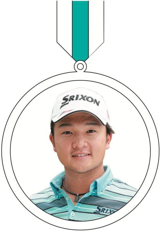 左手グリップが超重要！同じ握りのプロのスイングを手本にしよう