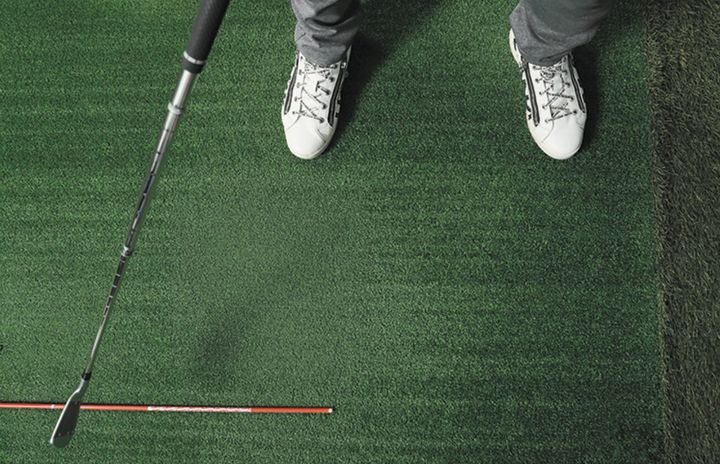 左手グリップが超重要！同じ握りのプロのスイングを手本にしよう