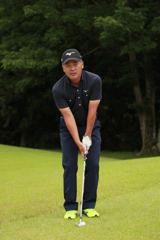 ベテランプロが教えるミスなく寄せる方法！右手の中指と薬指でタッチを出す