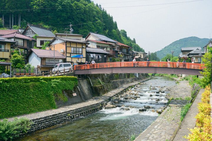 岐阜・郡上で眠っていた、味のある道具と出会える♪郡上八幡の「gugulab」へ