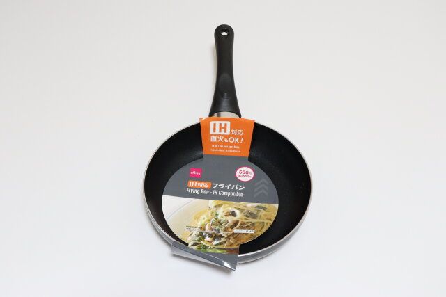 ダイソーのIH対応フライパン