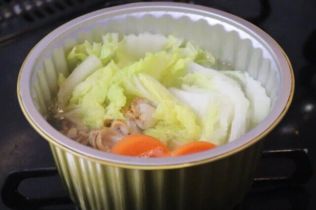 ダイソーの使い捨てアルミ丸鍋（18cm、3個）