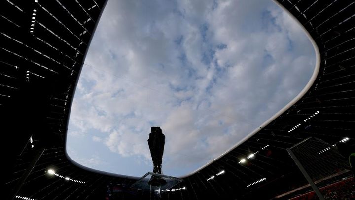 観客席から転落したファン死亡…代表決勝戦で悲劇 監督は「人生で何が大切かを再認識させられた」