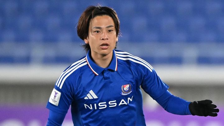 J1最下位名門の主力DF、J1連覇中の王者へ電撃移籍！「皆さんと共に戦えた日々は…」