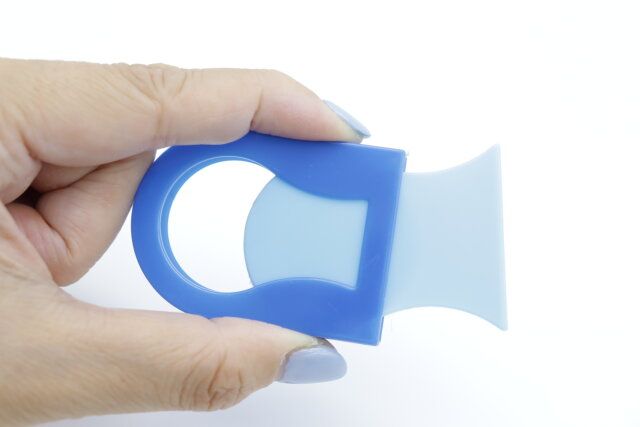 カラーヘアチョーク 開閉