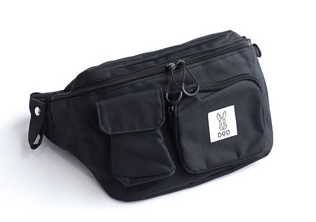 宝島社付録のDODの立体ポケット付き多機能ボディバッグBLACK2