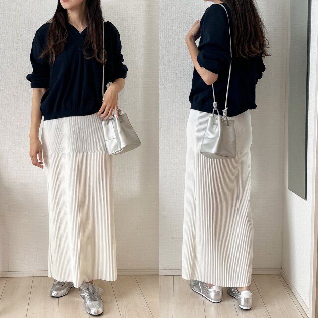 リブスカートで上品に