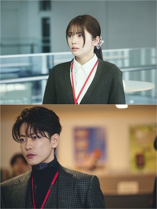 小芝風花（上）と佐藤健