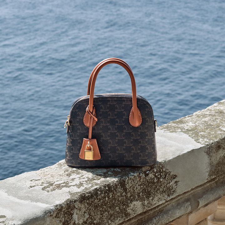 VIP価格.CELINE オノリン ミニ バッグ 関税送料込み メゾンのアーカイブが着想源、セリーヌの新作バッグ「オノリン
