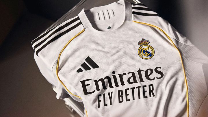 レアル・マドリード　04-05 ホームユニフォーム　新品未使用　デッドストック adidas レアルマドリード 04/05 ユニフォーム ホーム 半袖 N0902