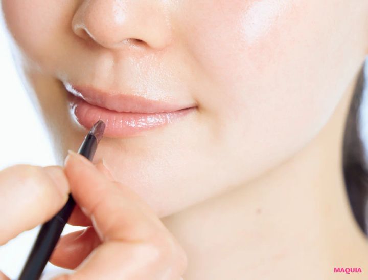 乾燥、たるみ、くすみも即解消！ 人気俳優もご指名、岡野瑞恵さんがメイクルームで実践する“お支度”_19