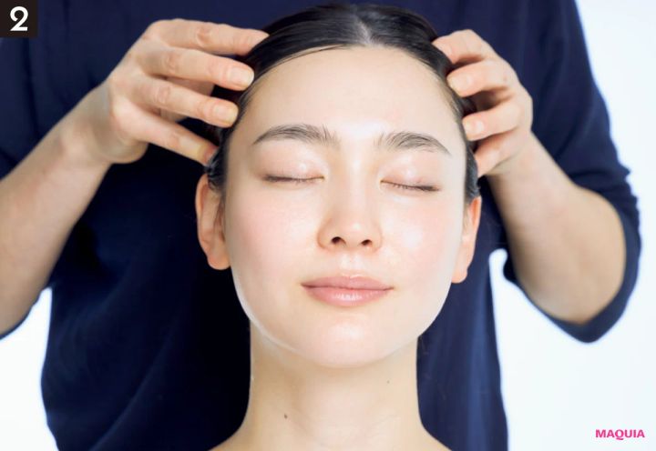 乾燥、たるみ、くすみも即解消！ 人気俳優もご指名、岡野瑞恵さんがメイクルームで実践する“お支度”_10