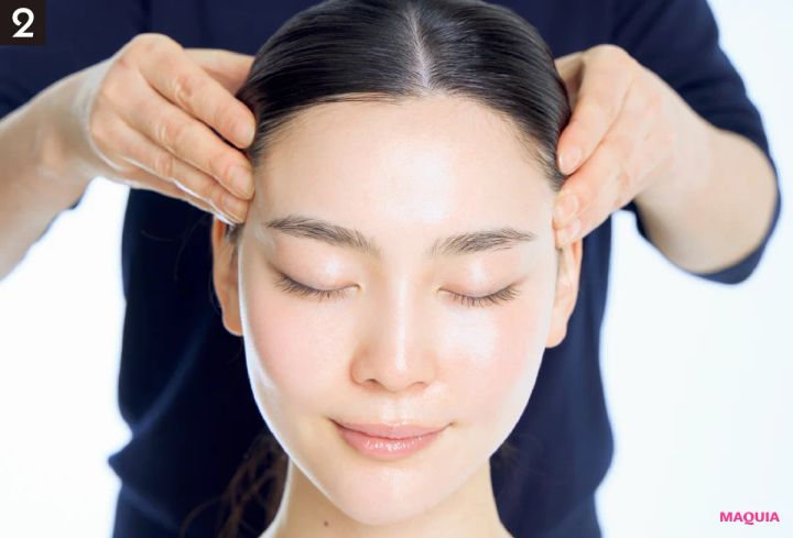 乾燥、たるみ、くすみも即解消！ 人気俳優もご指名、岡野瑞恵さんがメイクルームで実践する“お支度”_14