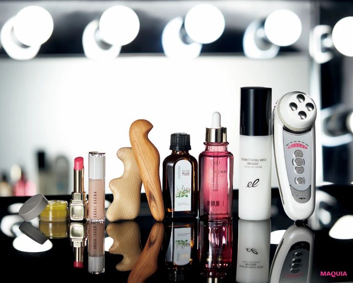 乾燥、たるみ、くすみも即解消！ 人気俳優もご指名、岡野瑞恵さんがメイクルームで実践する“お支度”